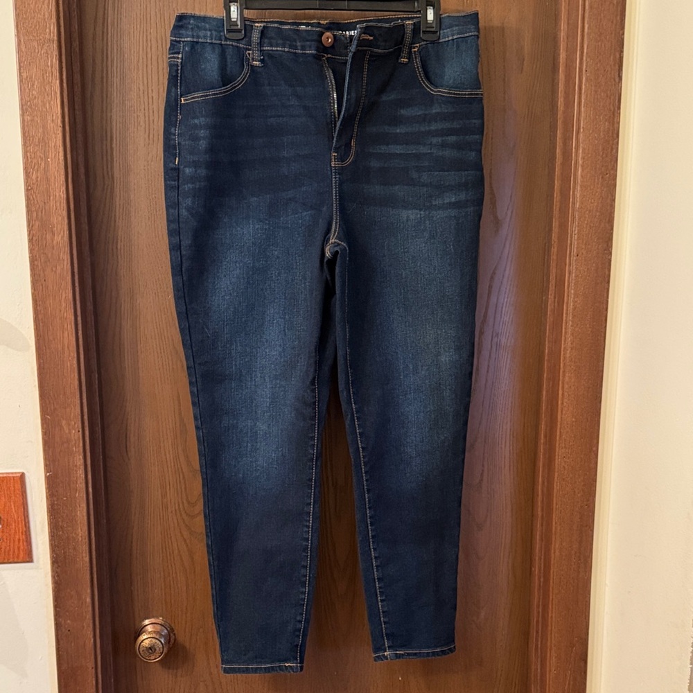No Boundaries Dark Blue Ankle Jeans